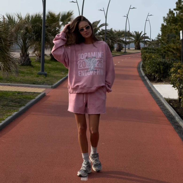 Casual women's sweatshirt with a creative logo design and a comfortable fit Lune London