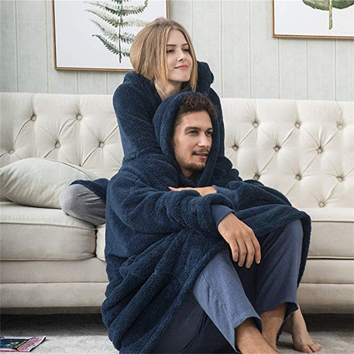 Hooded poncho sweatshirt for women with practical pockets Lune London