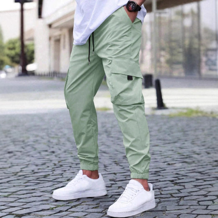 Men's cargo pants with practical side pockets and elastic cuffs Lune London