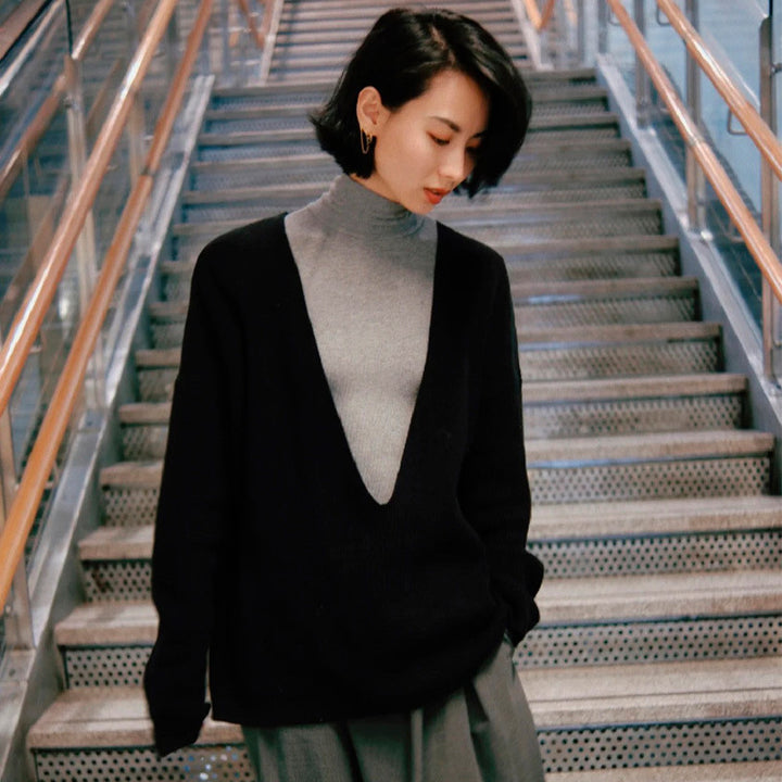 Pull en tricot épais pour femmes avec décolleté en V et coupe décontractée Chic & Stil