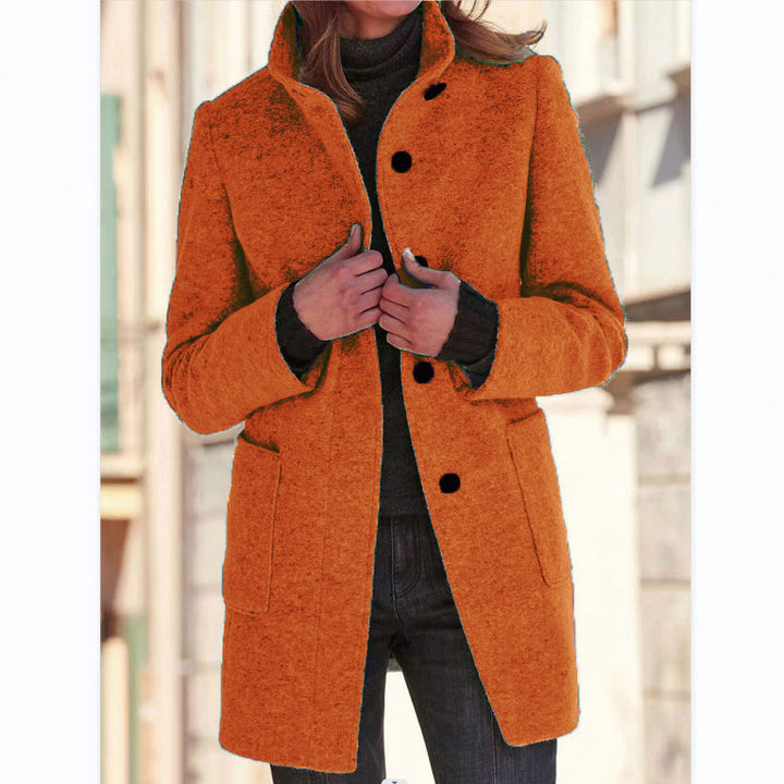 Wool coat for women with an elegant button detail and practical pockets Lune London