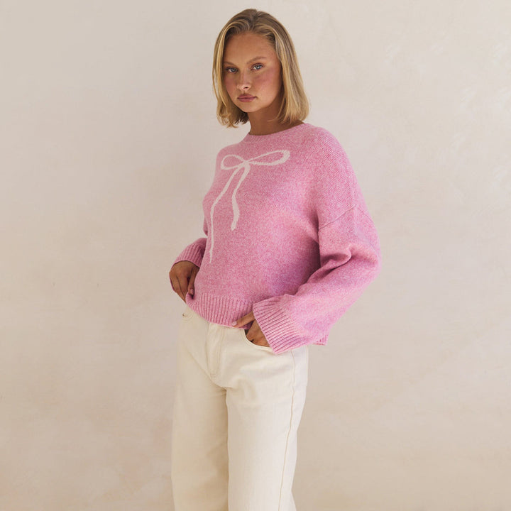 Lune London Plush Women's Sweater with Decorative Bow Pattern