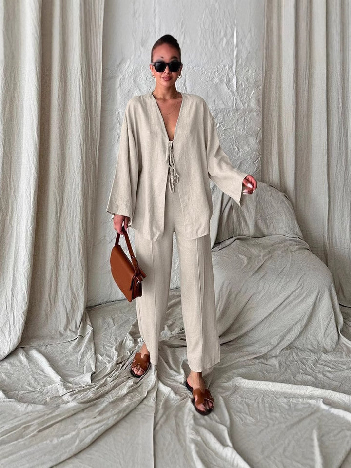 Casual set for women with a loose top and comfortable pants Lune London