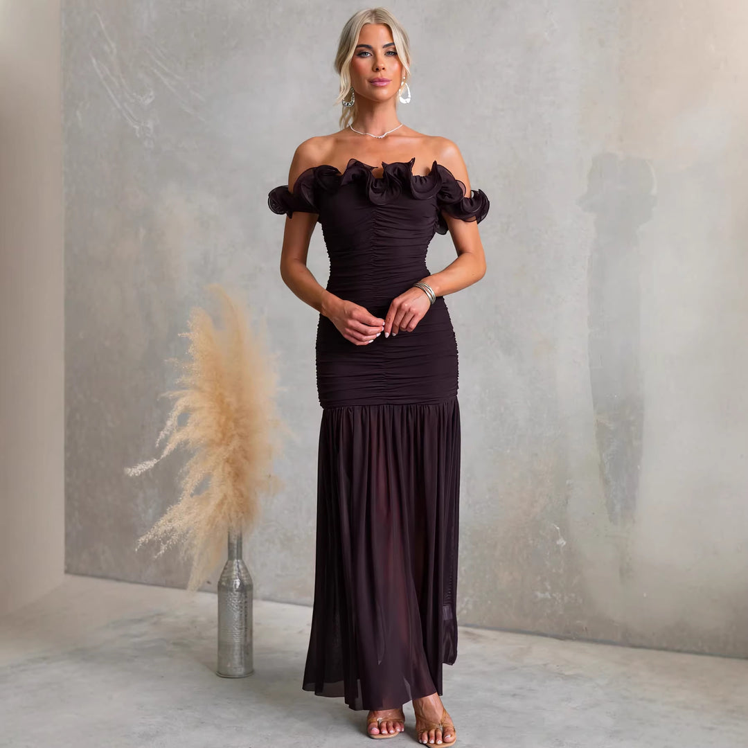 Women's Off-Shoulder Maxi Dress with Voluminous Ruffle Details and Elegant Waist Cut