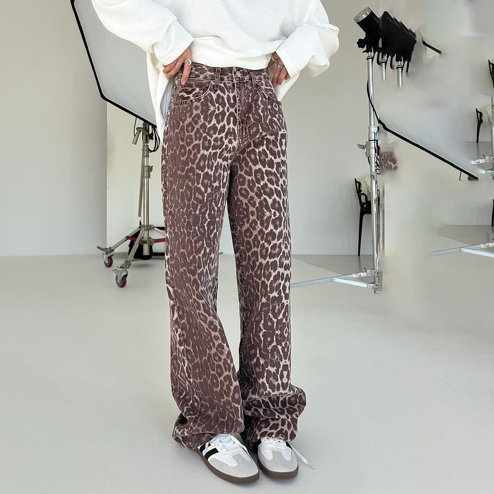 Women's wide leg jeans in trendy leopard print Lune London