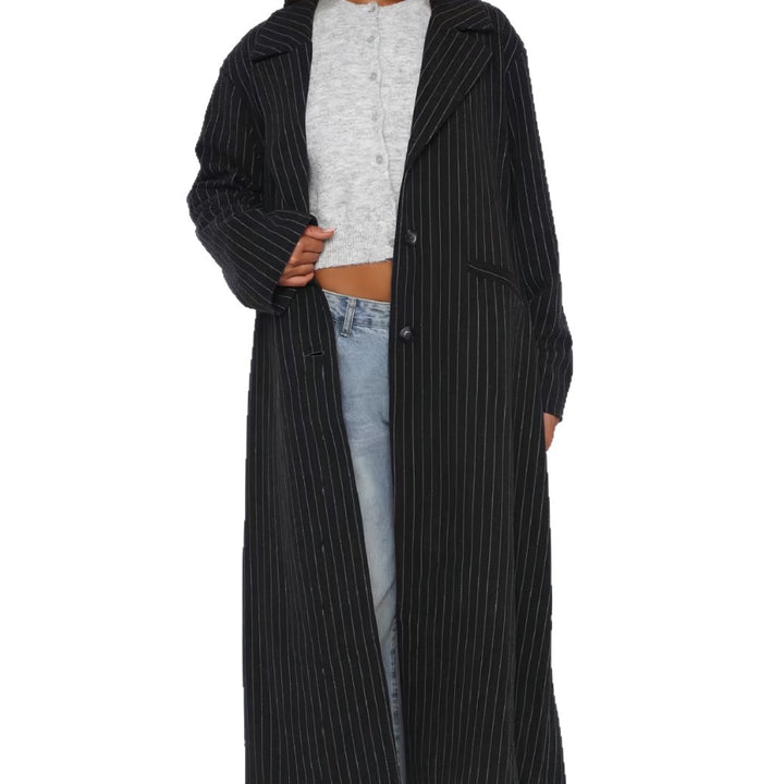 Ladies Longer Blazer with striped pattern and casual cut Lune London