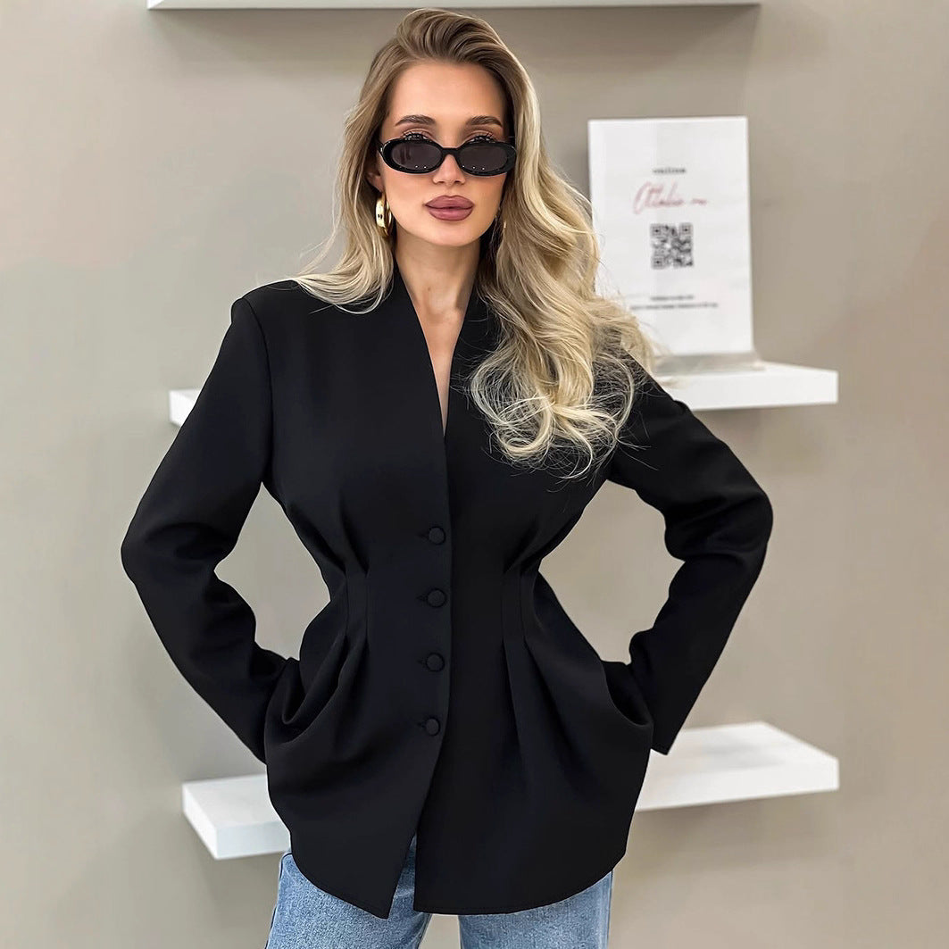 Veste élégante pour femmes avec coupe ajustée et détails de boutons Chic & Stil
