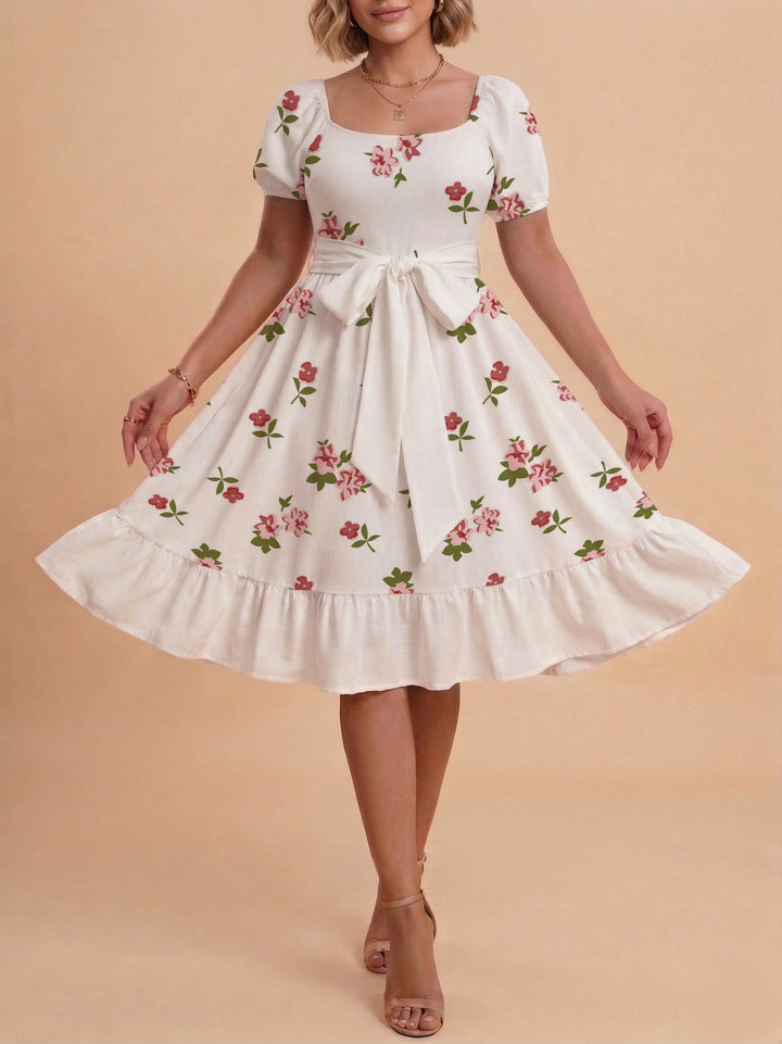 Women's dress with tailored fit and playful floral pattern Lune London