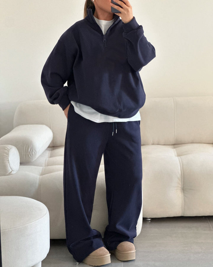 Ladies soft sweatshirt with high collar and relaxed fit Lune London