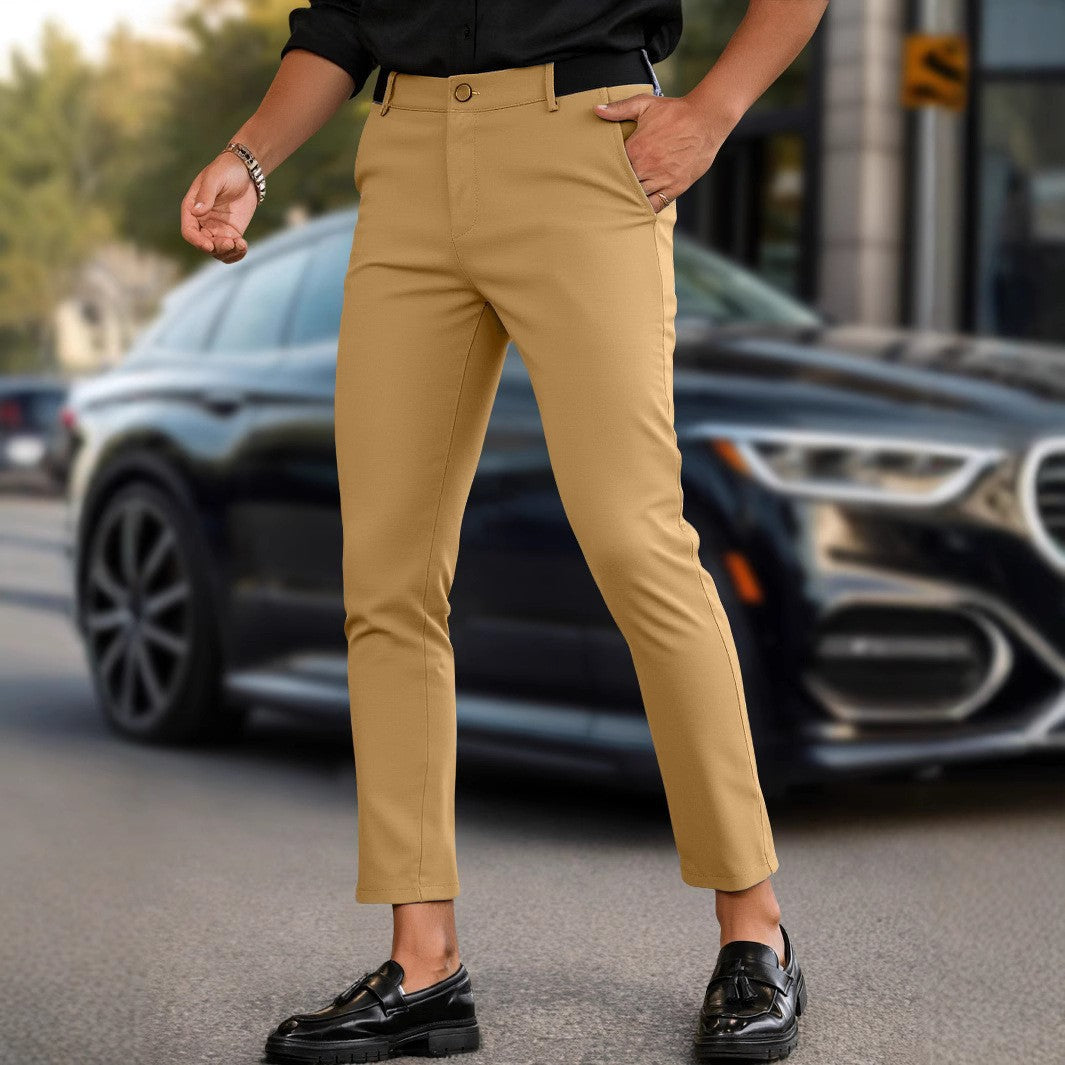 Chino pants for men with elegant cut and practical design Lune London