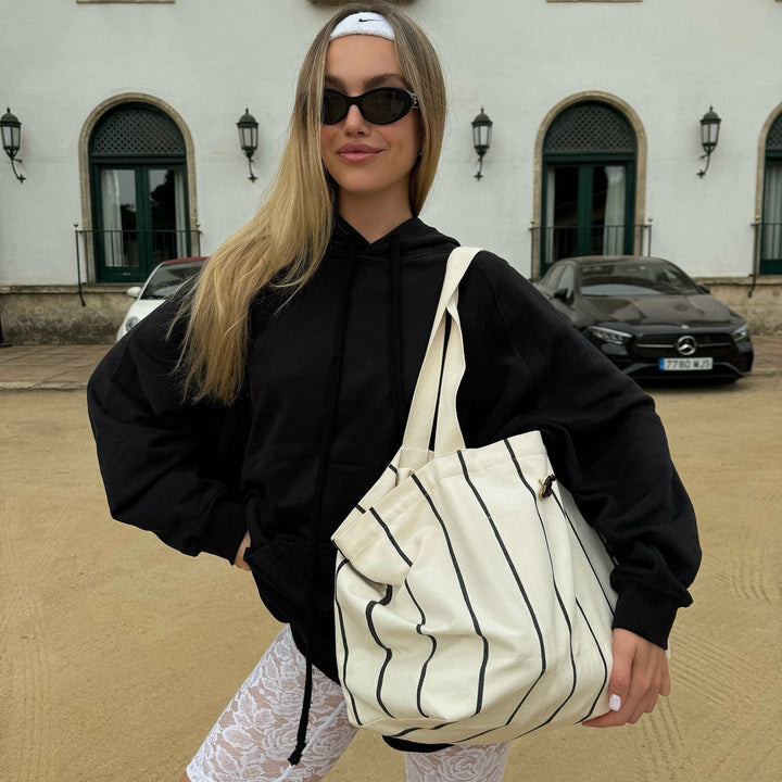 Fashionable women's hoodie with kangaroo pocket and soft inner lining Lune London