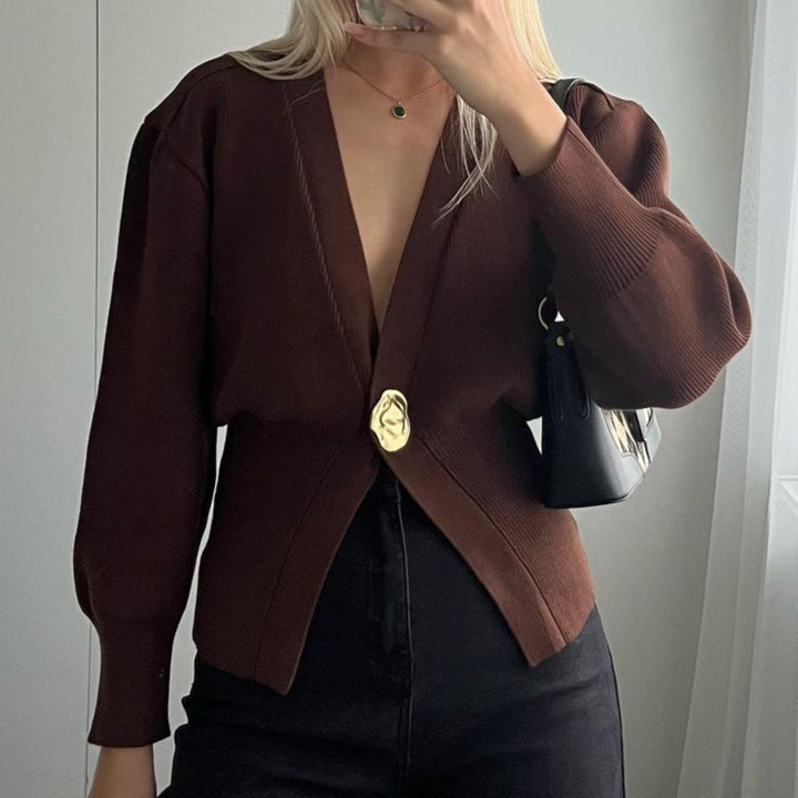 Elegant knitted cardigan for women with a deep V-neck and decorative button Lune London