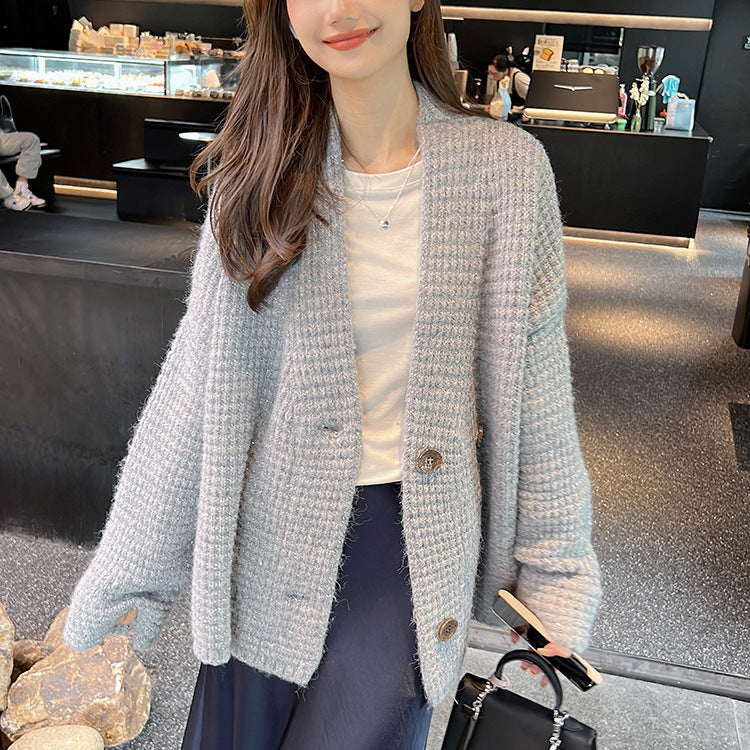 Lady cardigan with double button closure and soft material Lune London