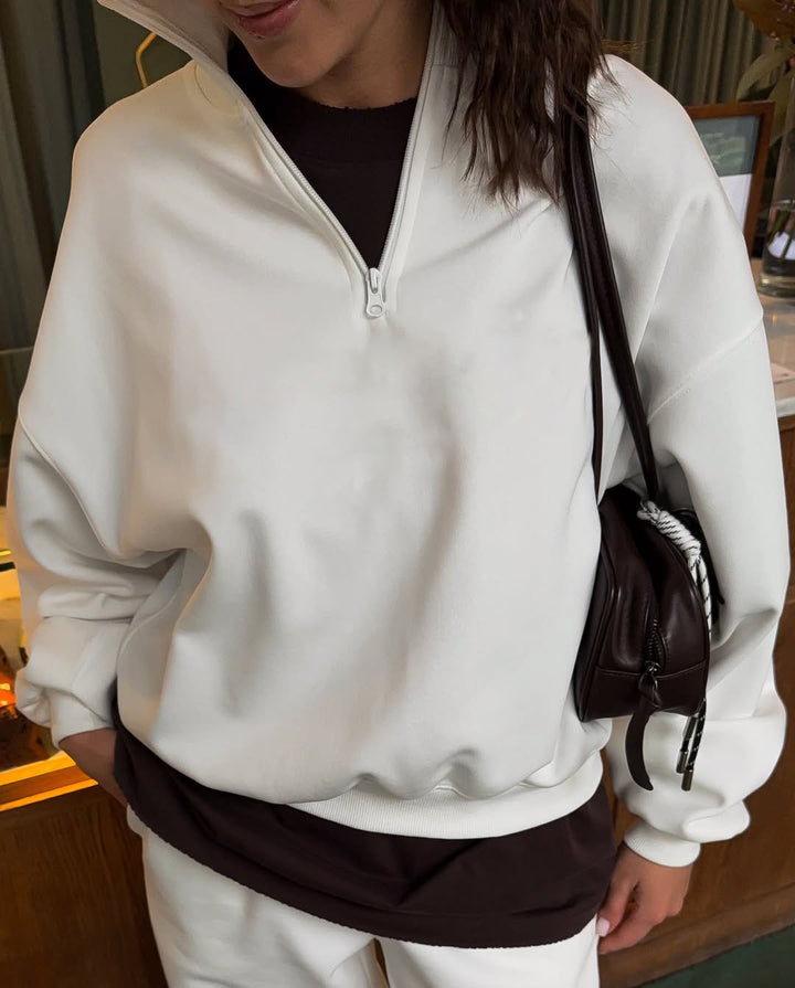 Sporty hoodie for ladies with high collar and loose fit Lune London