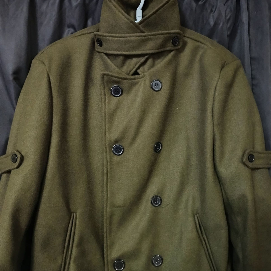 Timeless wool coat for men with double buttons Lune London