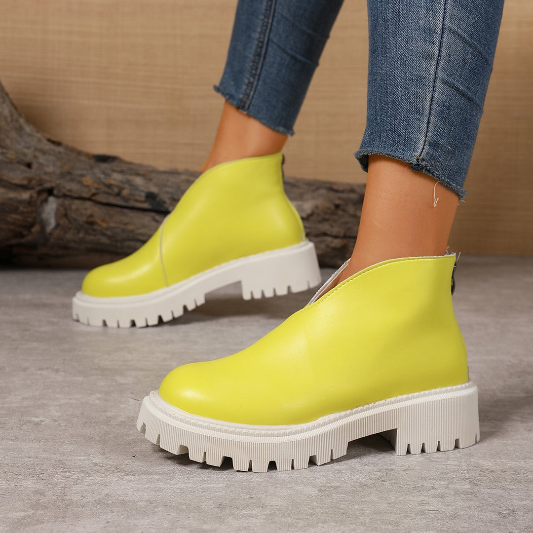 Fashionable Chelsea boots for women with trendy platform and slip-resistant sole Lune London