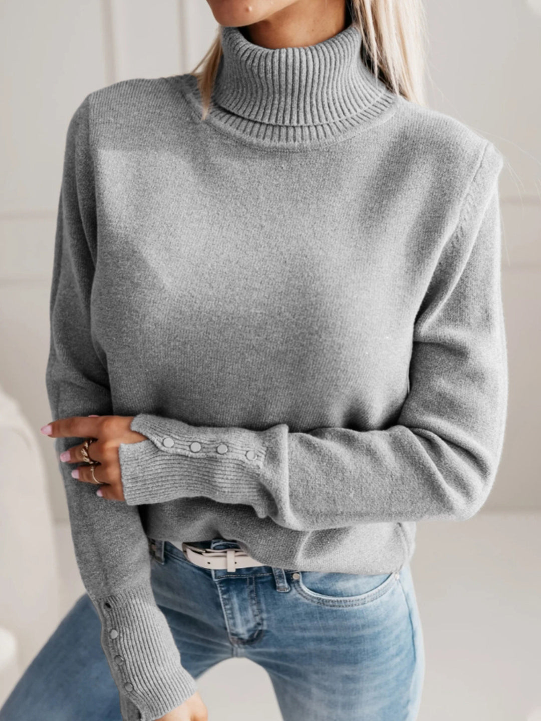 Elegant turtleneck sweater for ladies with button details Lune London