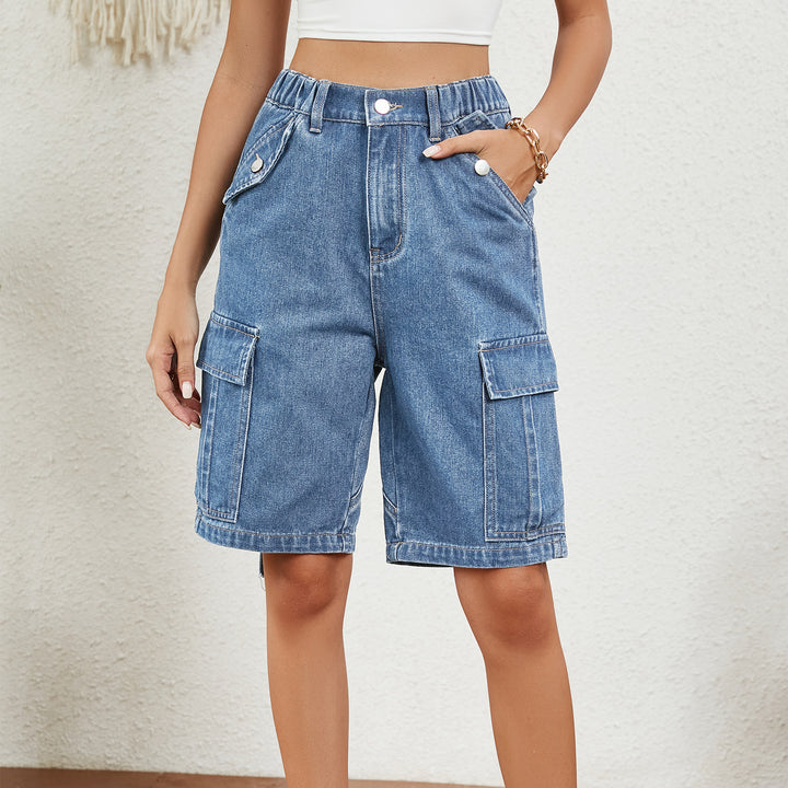 Cargo shorts for women with high pockets and adjustable waist Chic and elegant