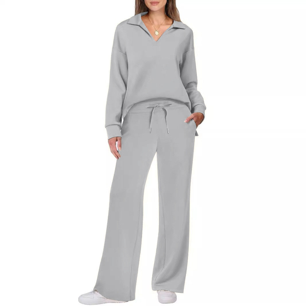 Ladies Comfortable Casual Set with an Elegant V Neck and a Loose Fit Lune London
