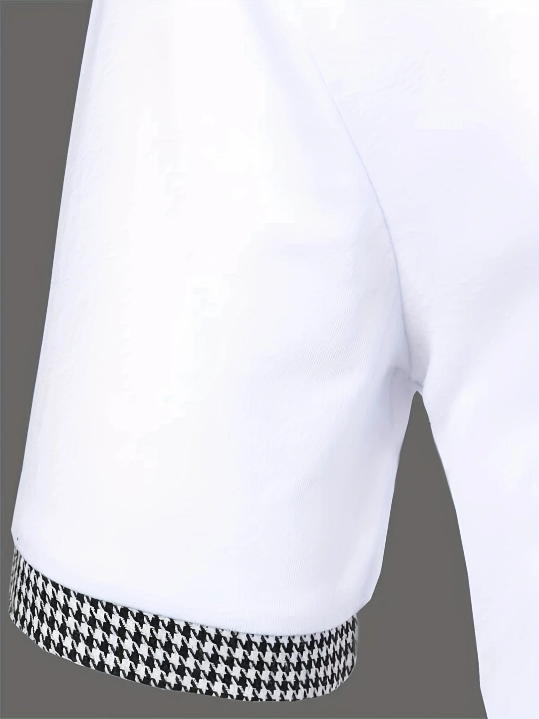 Stylish short-sleeve polo shirt for men with a checkered accents Lune London