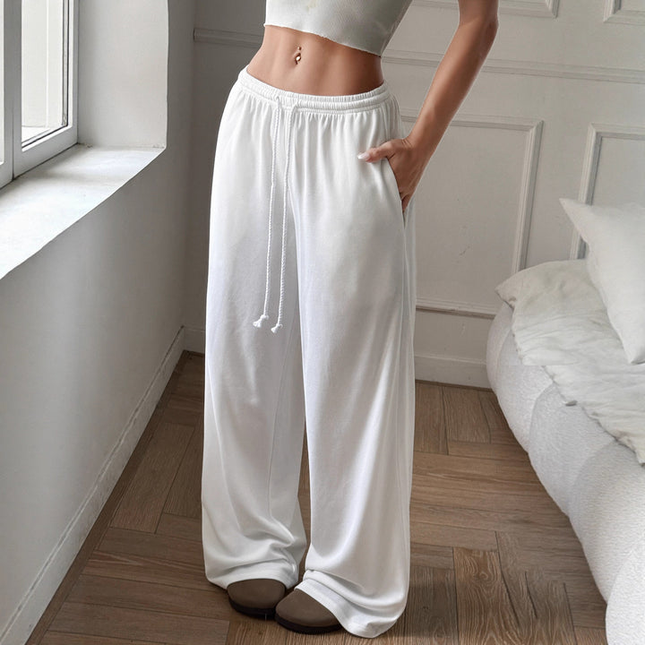 Loose and comfortable summer pants for women with elastic waistband and drawstring Lune London
