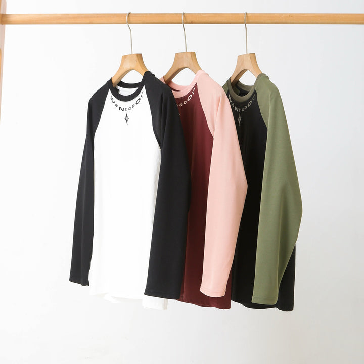 Chemise longue à manches longues sportive pour femmes avec construction innovante de manches raglan Chic & Stil