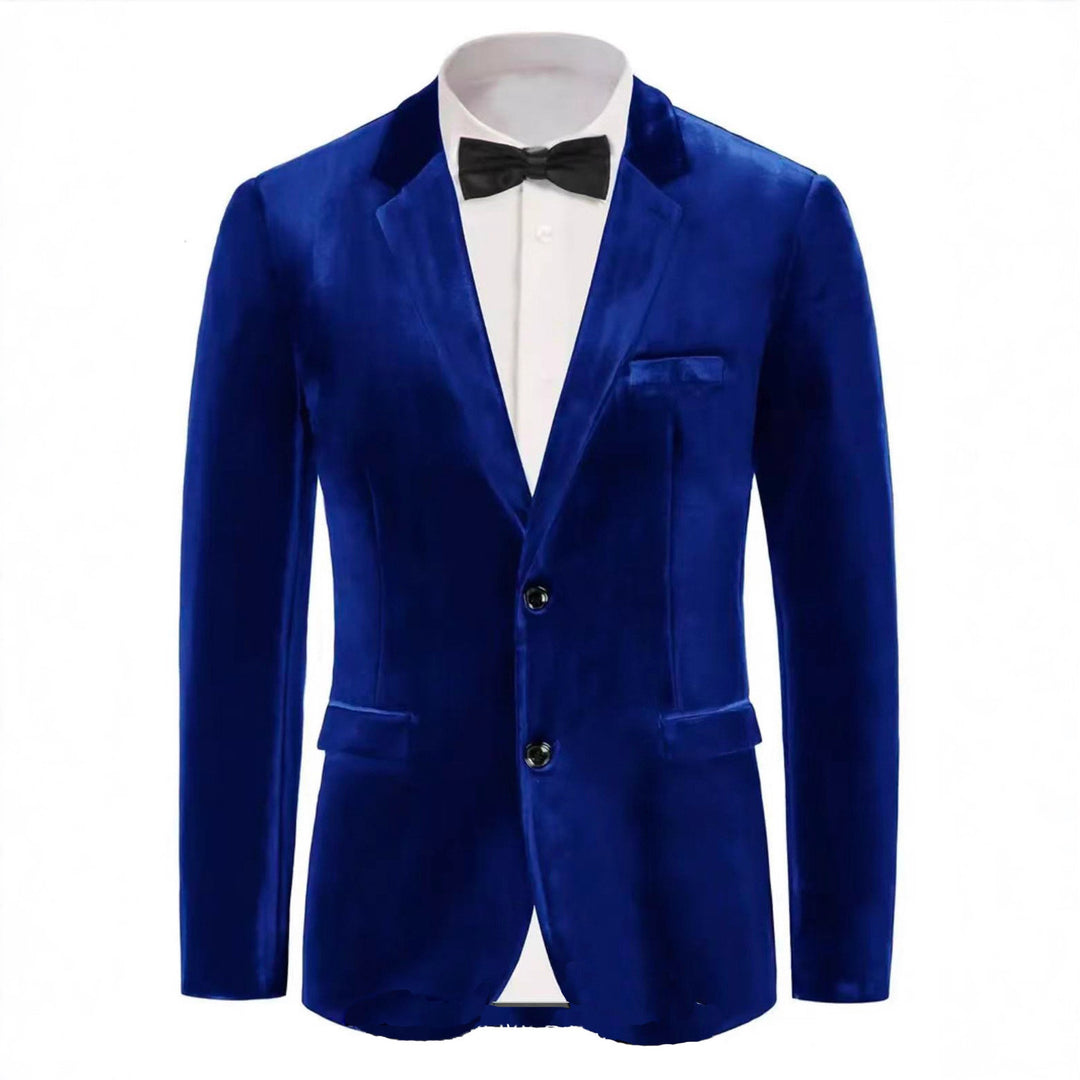 Elegant velvet blazer for men with chic finesse and style
