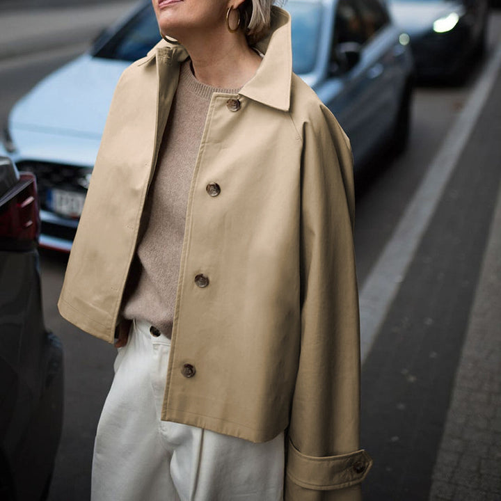 Casual jacket for ladies with a minimalist design and wide collar Lune London