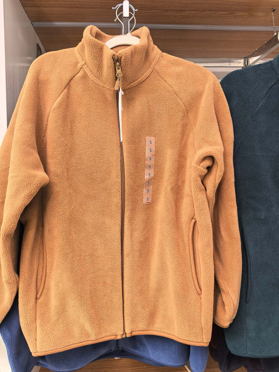 Veste en polaire pour femme avec col montant et poches latérales Chic & Stil