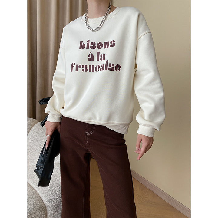 Ladies casual sweatshirt with creative lettering Chic & Stil