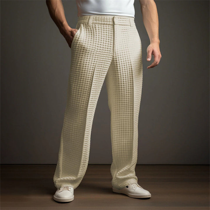 Lune London Elegant Casual Pants for Men with a Modern Check Pattern