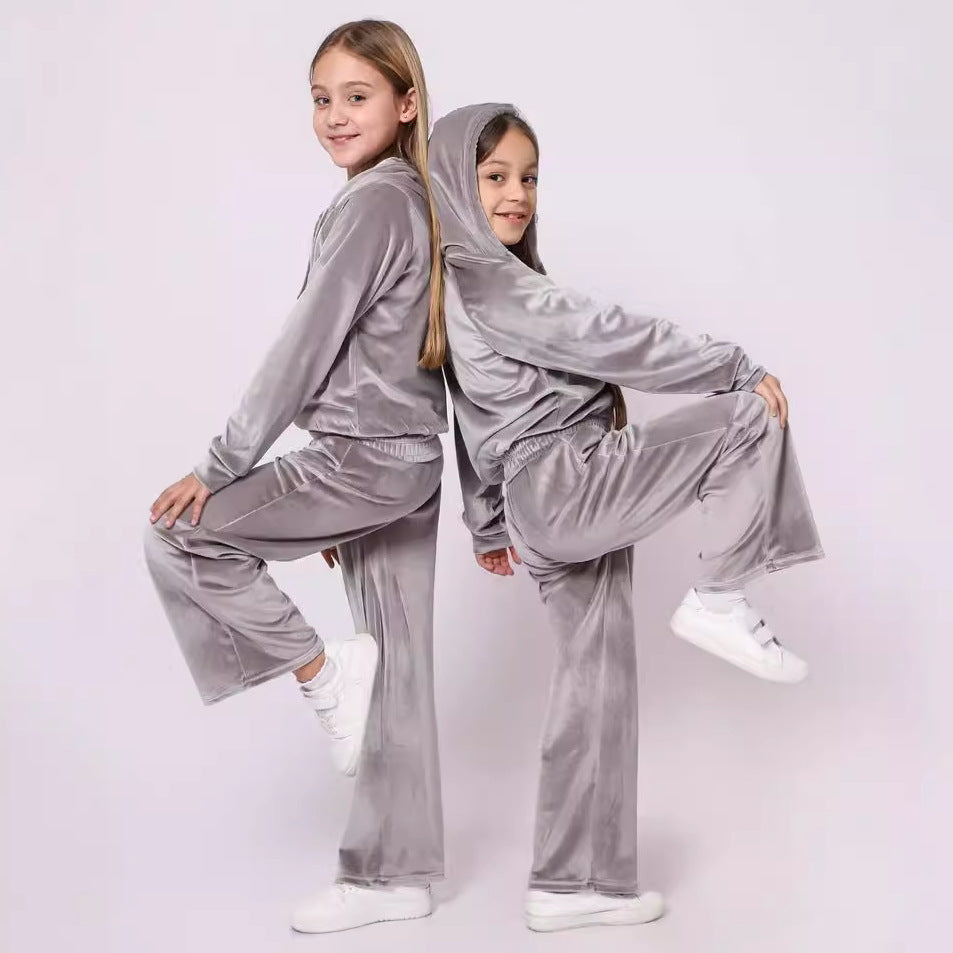 Ladies Sporty Velour Set with Hood and Elastic Waistband Lune London