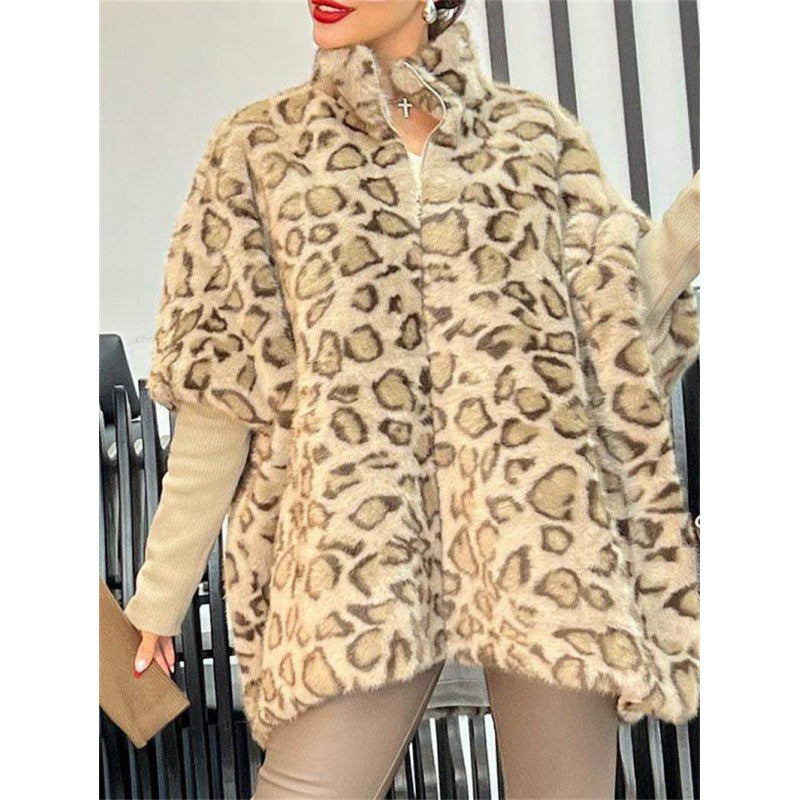 Ladies Elegant Plush Jacket with Leopard Pattern and Chic High Collar