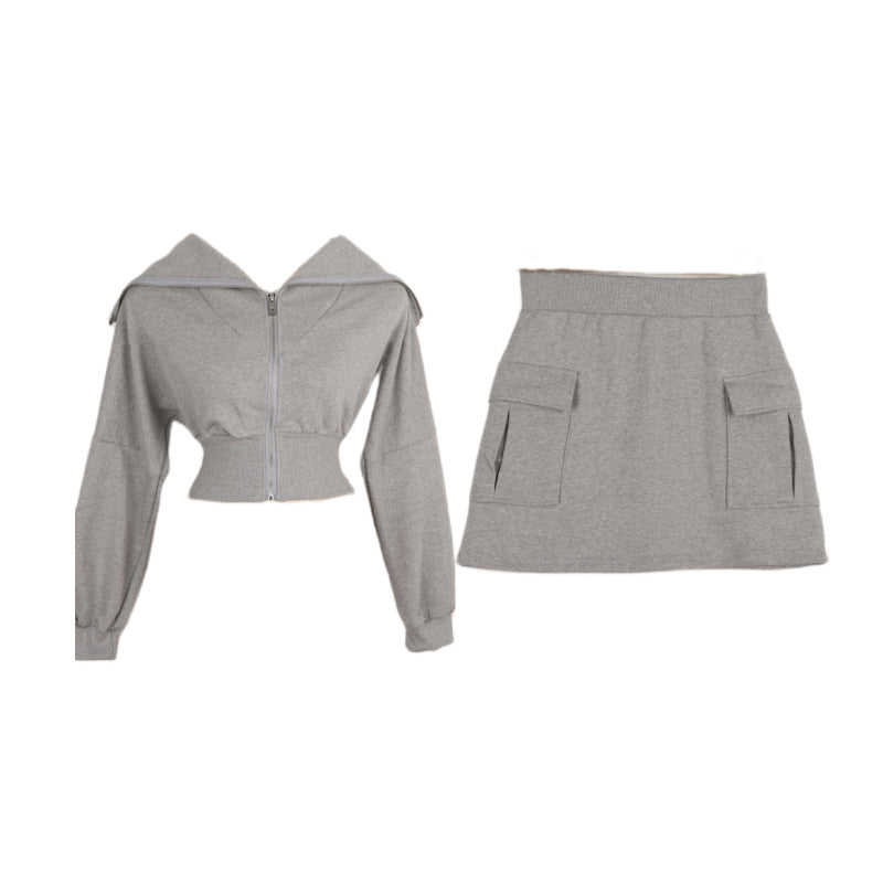Ladies sporty hoodie dress with practical pockets Chic & Stil