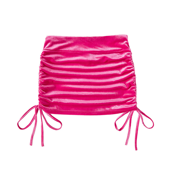 Jupe mini femme avec coupe ajustée et détails de volants décoratifs Chic & Stil