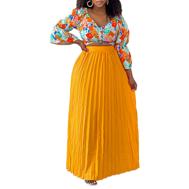 Pleated combined dress for ladies with a colorful top and a flared skirt Lune London