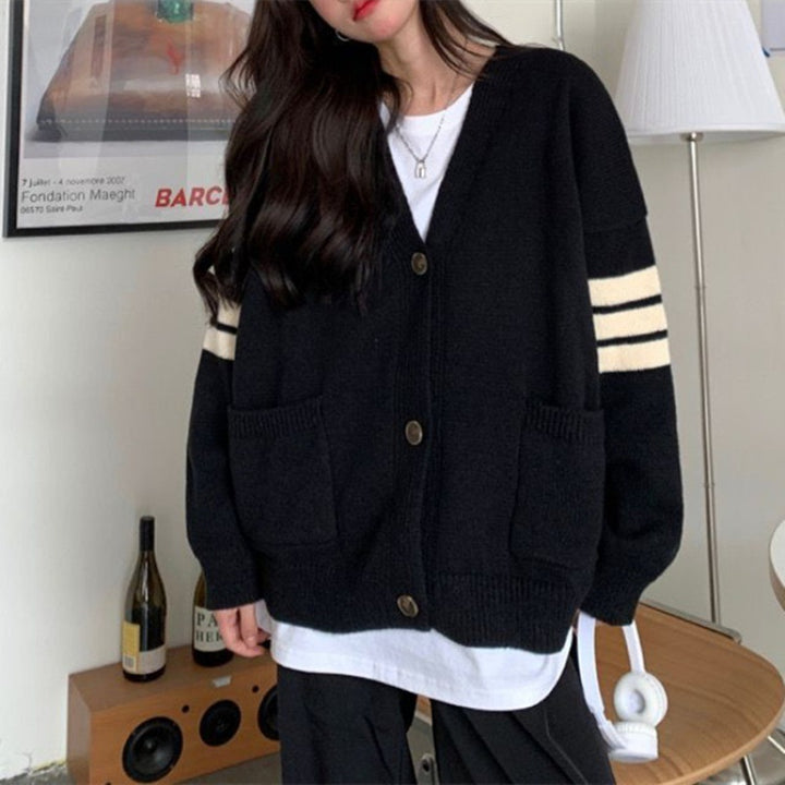 Cardigan tricoté pour femme avec poches décontractées et rayures contrastantes Chic & Stil
