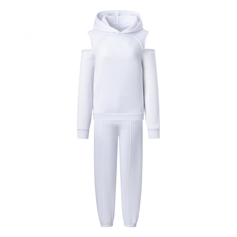 Ensemble de sport féminin avec décolleté plongeant et manches raglan latérales Chic & Stil