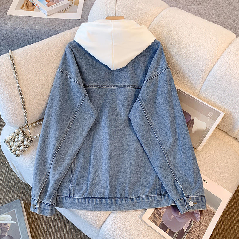 Veste en denim décontractée pour femmes avec capuche amovible Chic & Stil