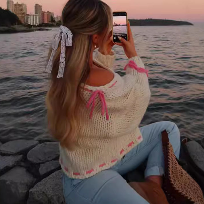 Pull en tricot décontracté pour femmes avec épaules dénudées et détails à cordon Chic & Stil