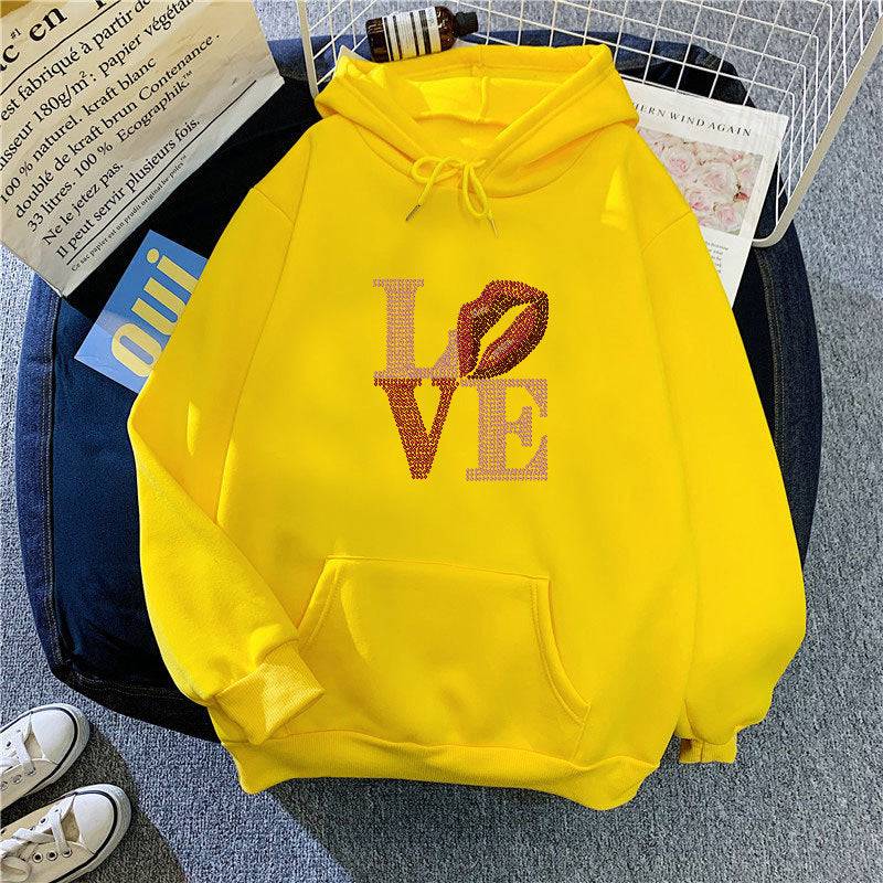 Women's hoodie with creative lip design Chic & Stil