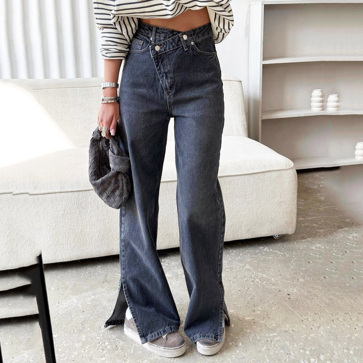 High-waisted jeans for women, wide cut and side slits Lune London