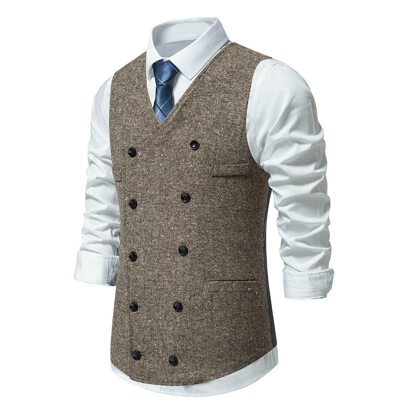 Elegant suit vest for men with double button design and practical pockets Lune London
