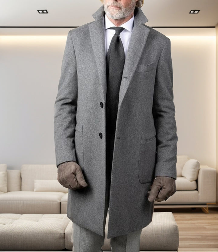 Elegant wool coat for men with a modern cut and practical pockets Lune London