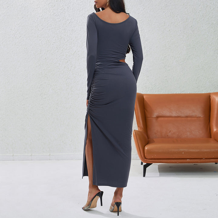 Robe maxi pour femme avec des détails de volants sur les côtés et un drapé élégant Chic & Stil