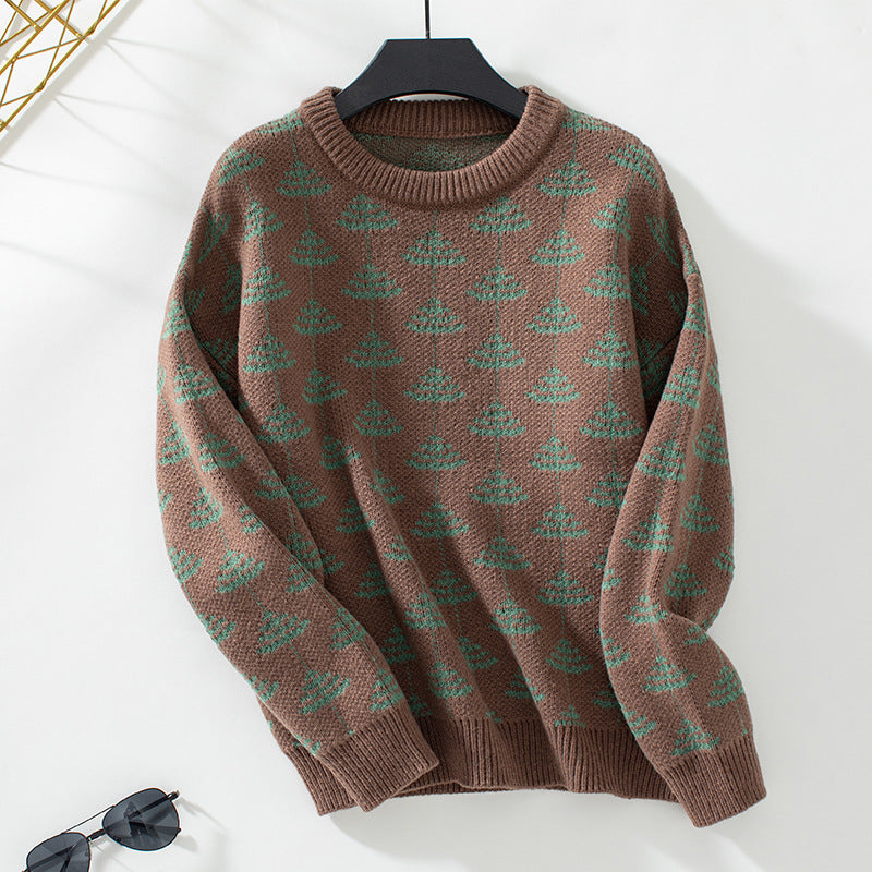 Knit sweater for women with a playful tree design and soft material Lune London