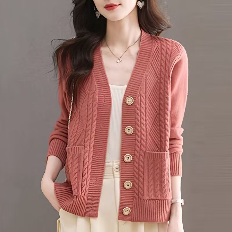 Cardigan pour femmes avec décolleté en V et poches Chic & Stil