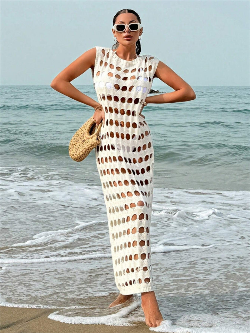 Maxi dress for women with delicate lace pattern Lune London