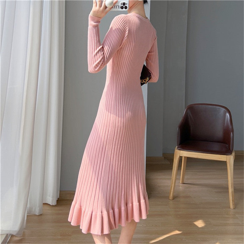 Knit dress for women with an elegant ribbed structure and a fluid hem Lune London