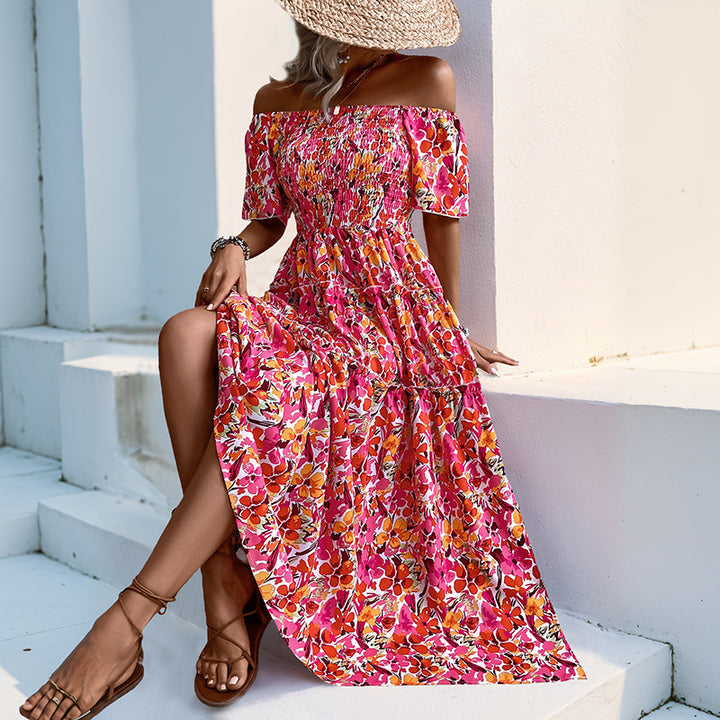 Robe maxi décolletée pour femmes avec motif floral et détails en volants Chic & Stil